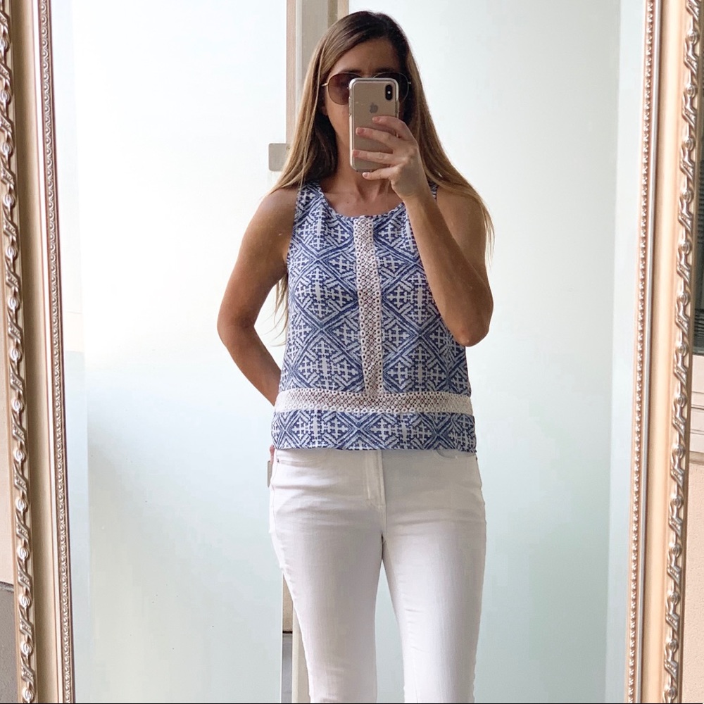 Abercrombie & Fitch Lace Panel Shell Top